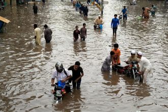 دست‌کم ۳۶ نفر در پاکستان بر اثر بارش باران‌های زمستانی کشته شدند