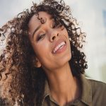 درمان ریزش موی زنانه با ۹ روش تقویت موی کاربردی